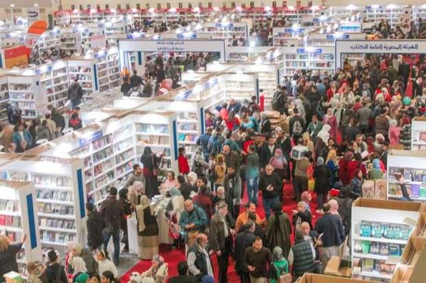 مدير معرض القاهرة للكتاب: تخصيص حقيبة تضم 20 كتابا بـ 100 جنيه ضمن مبادرة مكتبة لكل بيت 